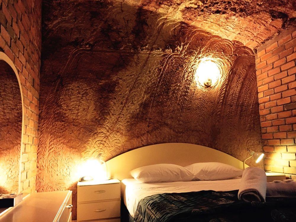 The Lookout Cave Underground Motel Coober Pedy Eksteriør billede