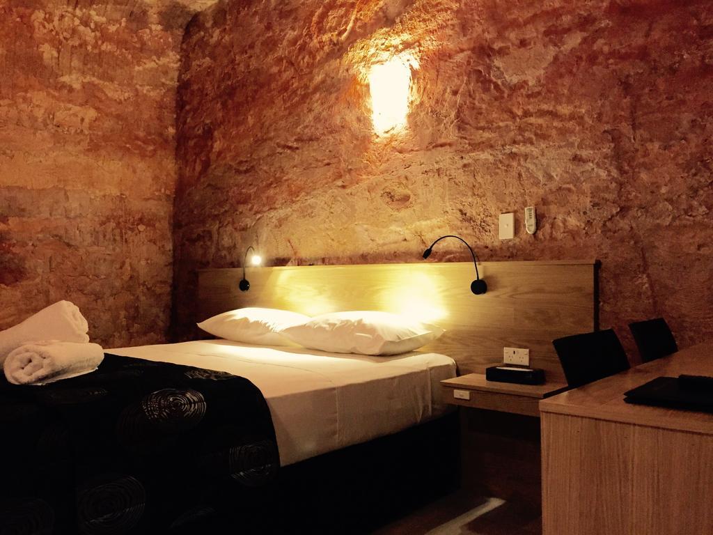The Lookout Cave Underground Motel Coober Pedy Værelse billede